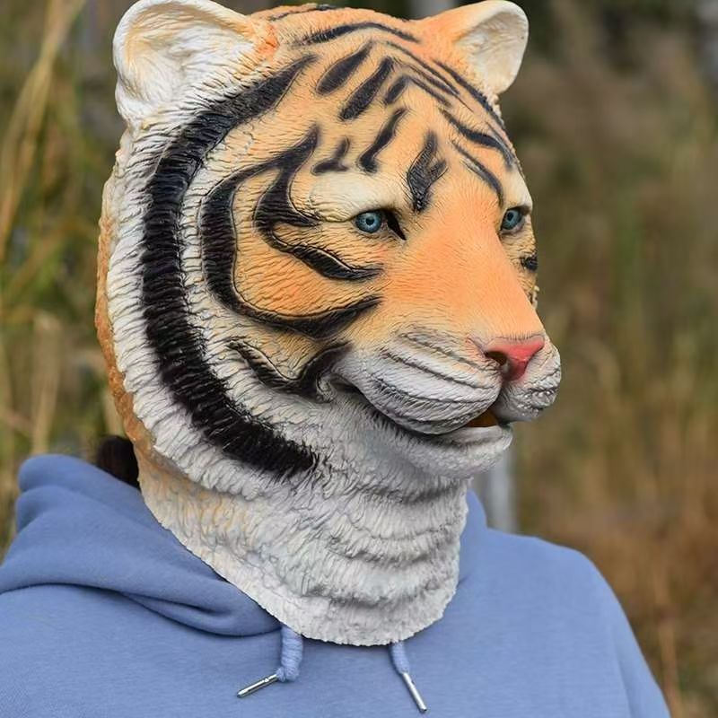Lifelike Tiger Head Green Fish - Skincare Pigeon ulasan dan harga